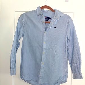 Boys Vineyard Vines long sleeve button down, size medium